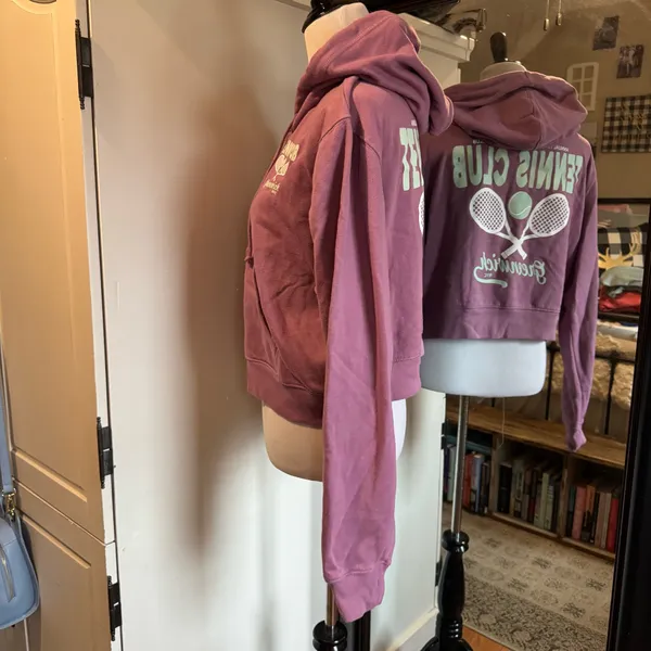 Aeropostale XL Pink Sweatshirt - Image 2