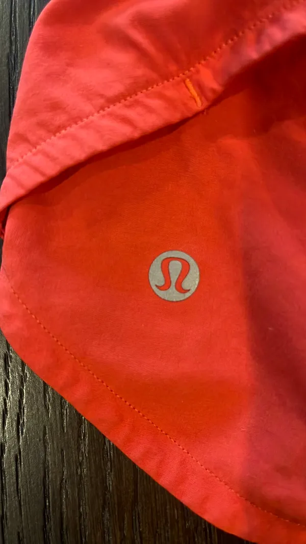Lululemon Shorts 2.5" Speed Up Low-Rise Lined - Image 3