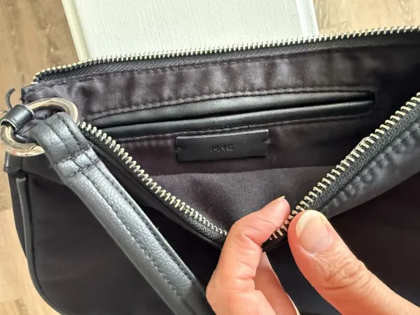 Mango Black Baguette Bag - Image 3