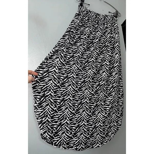 Ninexis Womens Size Medium Zebra Print Knit Maxi Slit Skirt Resortwear Mobwife - Image 3