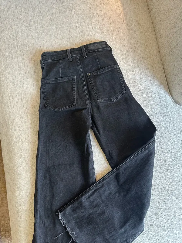 H&M jeans - Image 2