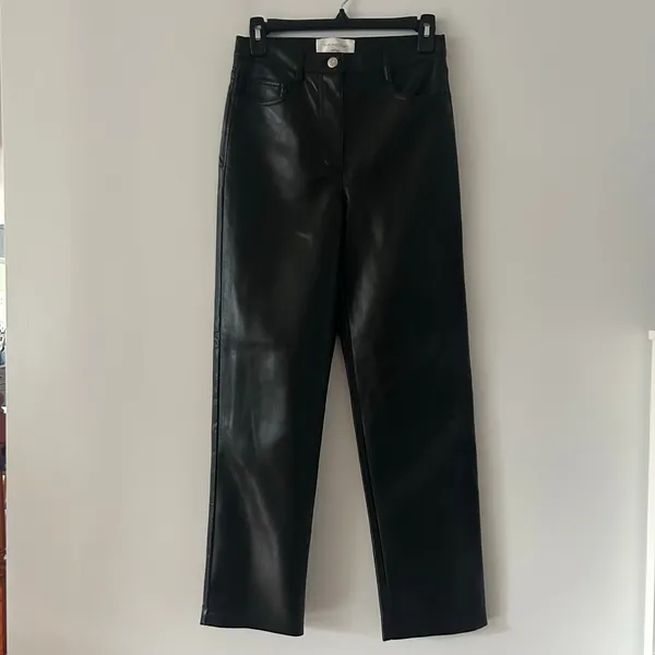 Aritzia Wilfred The Melina Black Faux Leather Straight Leg Pant Size 2 - Image 2