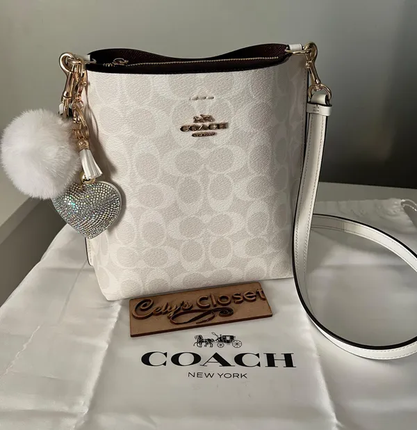 Coach Bucket Bag - Image 2