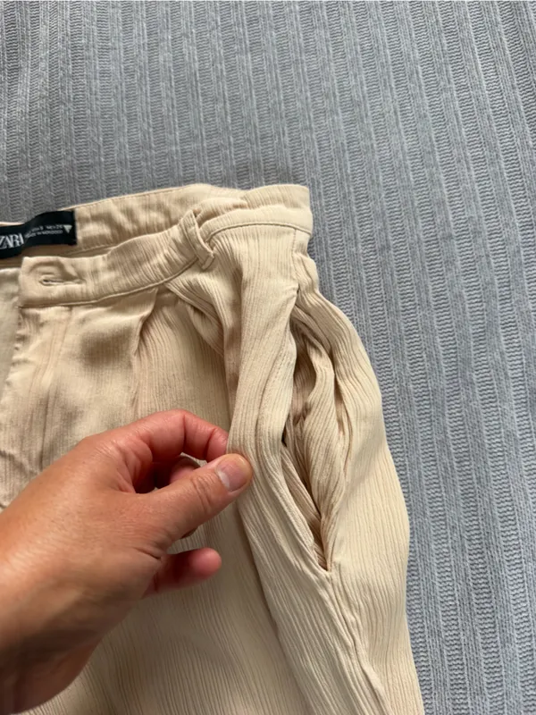 Zara Cream Pleated Wide Leg Trousers‎ - Image 8
