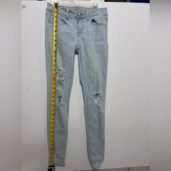 American Eagle Women Super Stretch Light Blue Denim Ripped Jegging jeans size 4‎ - Image 6