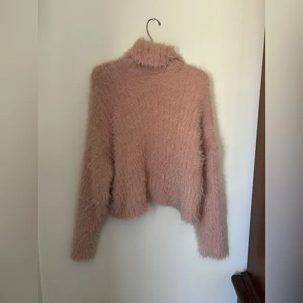 American Eagle Outfitters Teddy Eyelash Turtleneck Sweater Size Medium Pink - Image 9