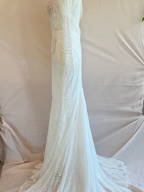 Ivory Long-Sleeve Lace Mermaid Wedding Gown - Image 5