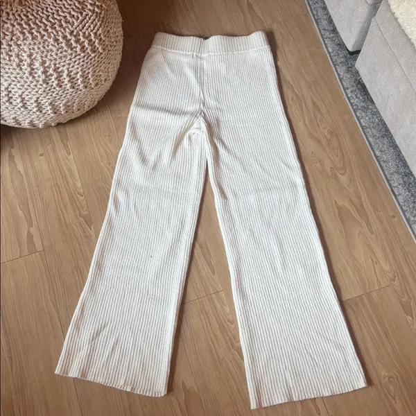 Lovers + Friends Cream Ribbed Casual Pants - Image 4