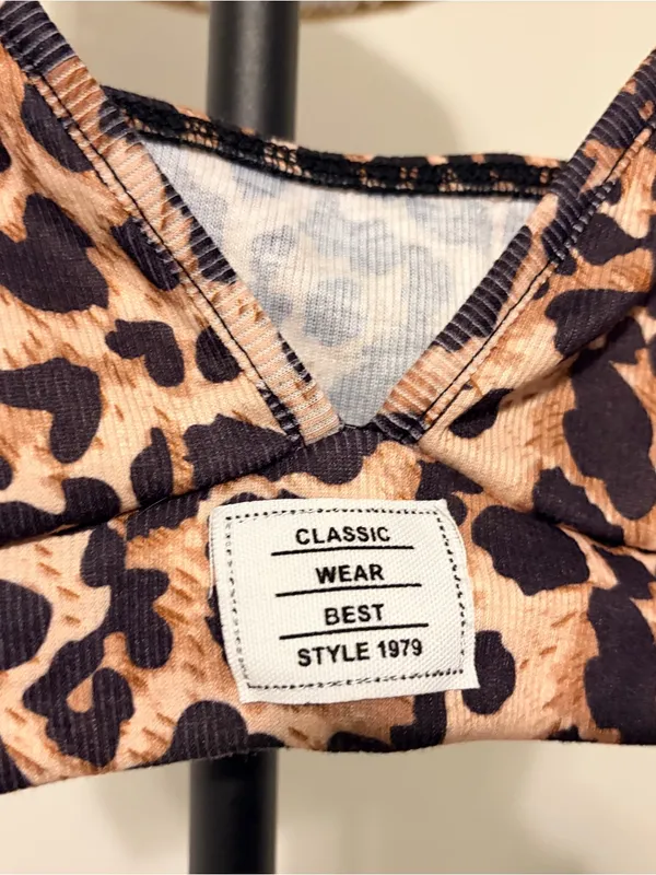 SHEIN Tan and Black Leopard Print One-Piece - Image 3