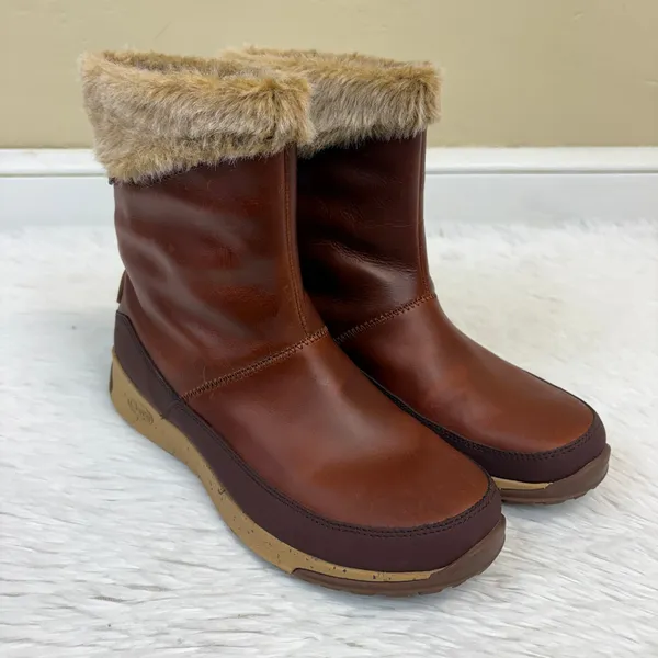 Chaco Women's Borealis Mid Waterproof Leather Boots Spice Brown Size 8 - Image 2