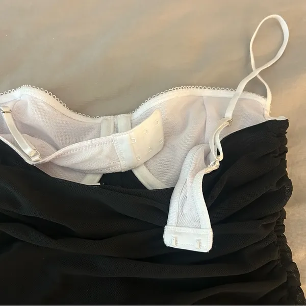 White Fox Boutique Remind Me Again Bustier Black, Small Mesh Crop Tank - Image 11