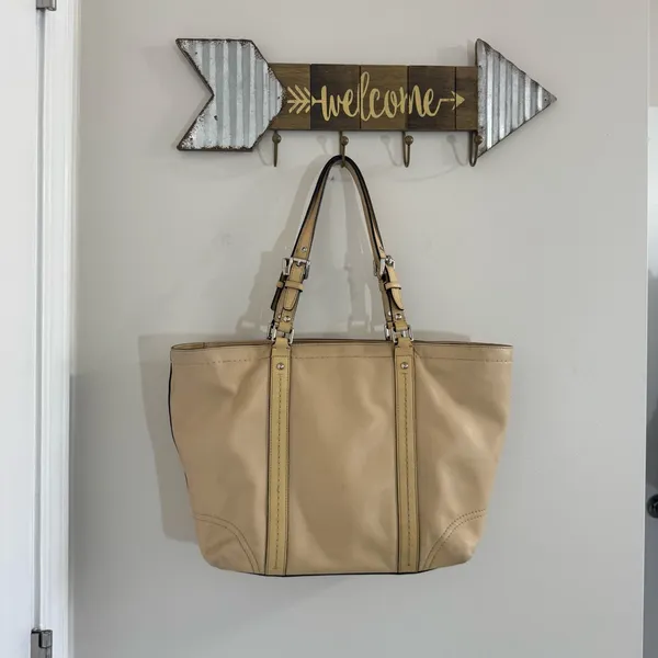 Coach Tan Leather Tote with Double Straps - Image 2
