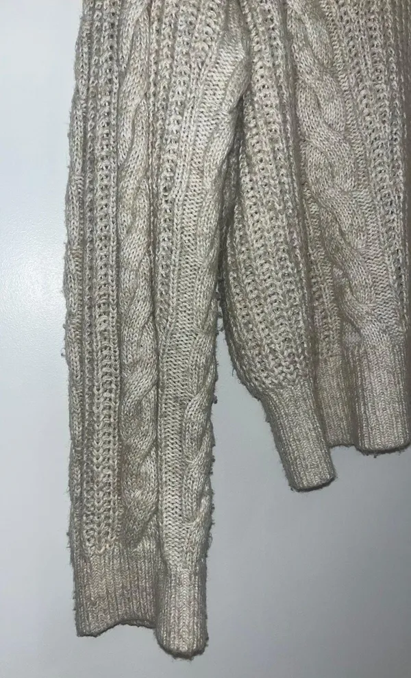 Abercrombie Sweater - Image 3