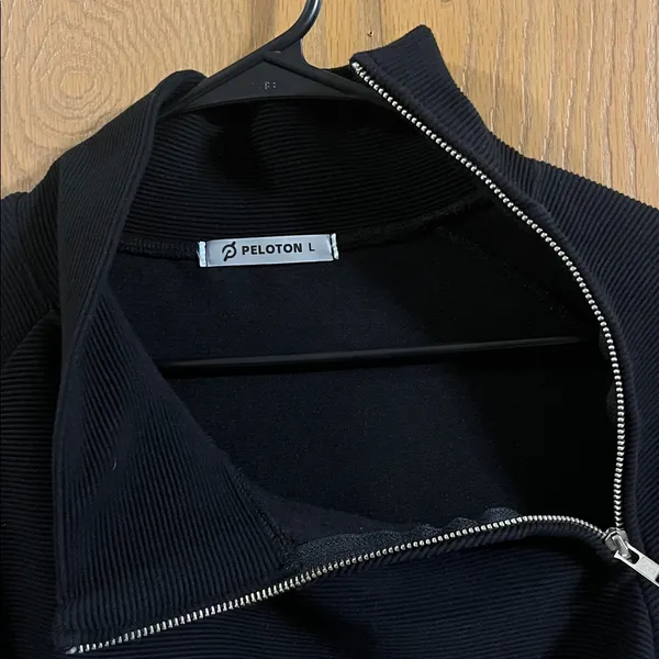 Peloton Black Ribbed High-Neck Quarter Zip‎ Sweatshirt Large - Image 6