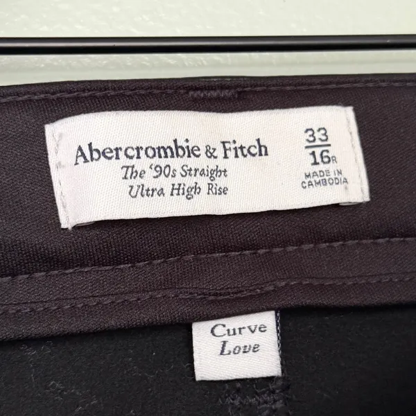 Abercrombie & Fitch The 90s Straight Ultra High Rise Vegan Leather Black Size 33 - Image 9