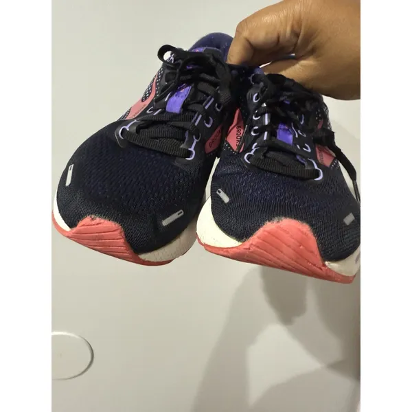 Brooks Adrenaline‎ GTS 22 Black/Purple/Coral Athletic Sneakers - Women's US 8 W - Image 5