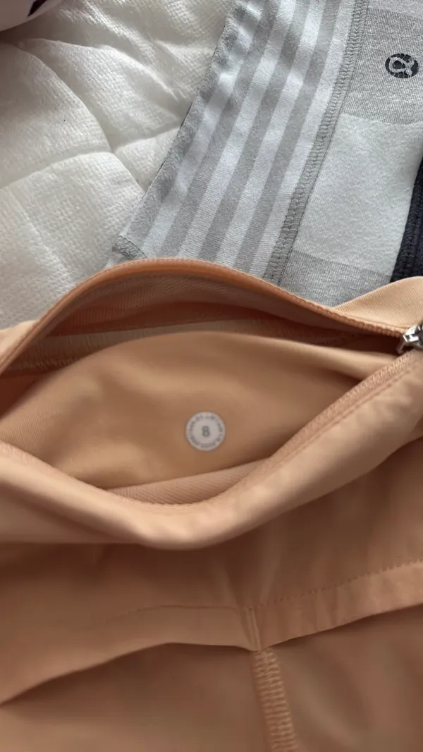 Lululemon Shorts Peach - Image 4