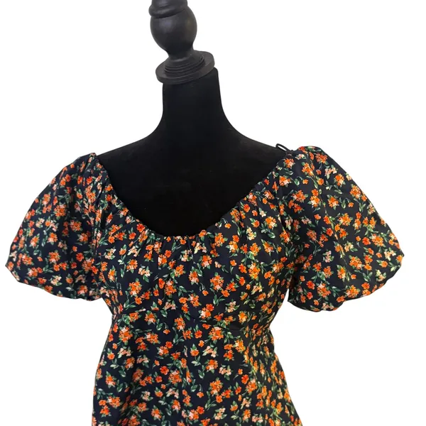 Old Navy Puff Sleeve Top Size M Smocked Floral Print Empire‎ Waist Cottage - Image 7