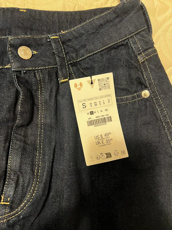 ZARA Bubble Dark Wash Jean skirt - Image 3