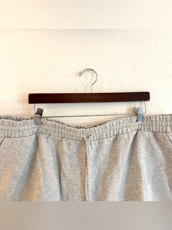 NWT PARKE for Target Women’s Lounge Sweat Shorts Gray Grey Plus Size 2X - Image 4