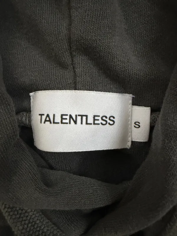 Talentless Cropped Hoodie Grey - Image 3