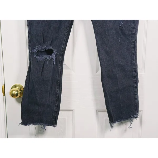 Abercrombie & Fitch Curve Love Mom High Rise Jeans Size 28 (6) Black Grunge Edgy - Image 7
