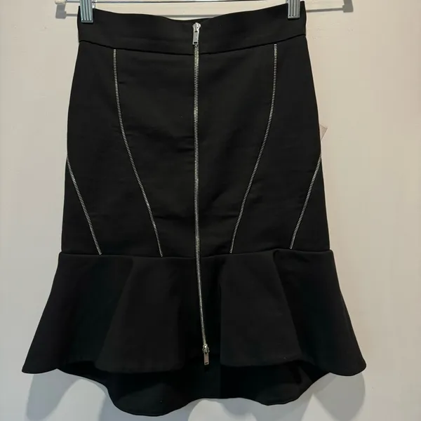 Zara Zip High Low Flounce Skirt Knee Length Contemporary Front Zip Closure Black - Image 2