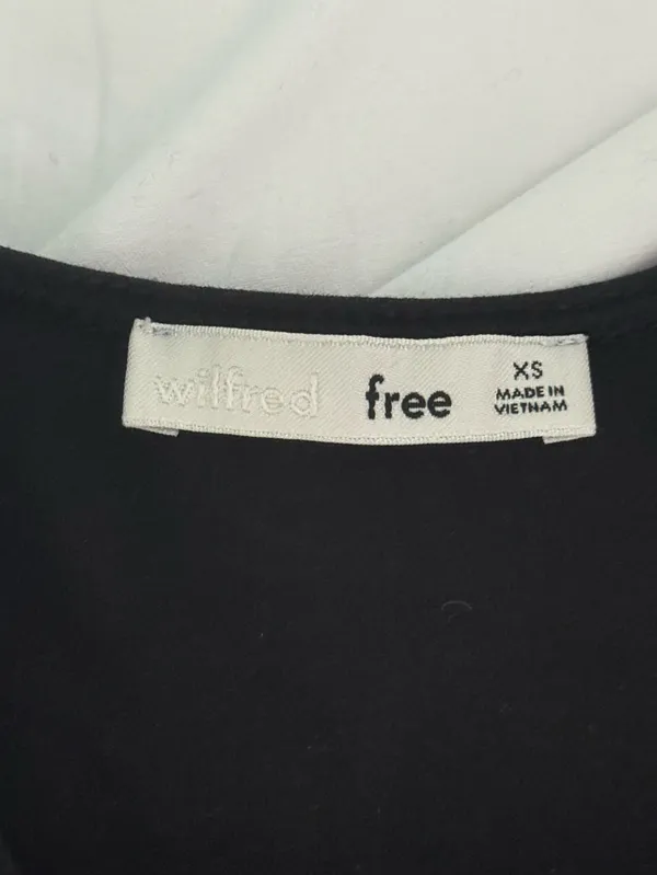 Aritzia Wilfred Free Tank Bodysuit in Black - Image 4