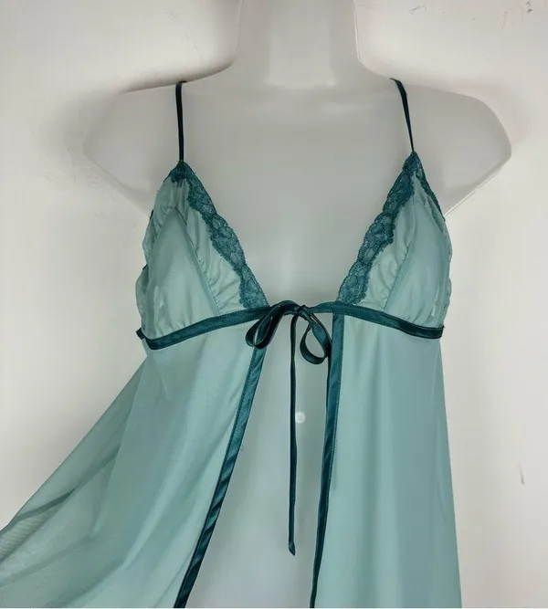 Frederick’s of Hollywood Sheer Mesh Flyaway Split Front Tie Top Sz Medium - Image 4