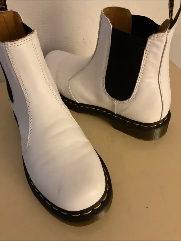 Dr. Martens women White Leather platform Chelsea Ankle Boots US 10 - Image 2