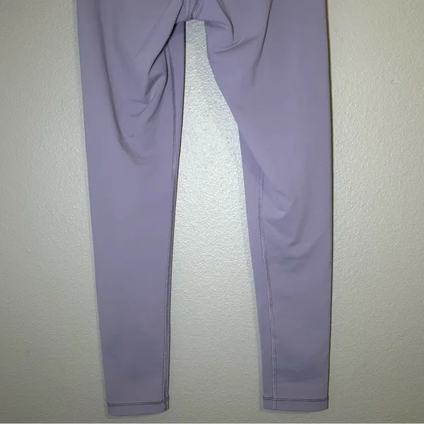 Aritzia TNA Purple Logo Mid Rise 7/8 Leggings Women’s Size Small - Image 7