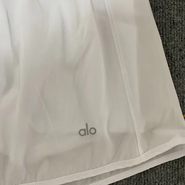 Alo Yoga white mini skirt, size M - Image 2