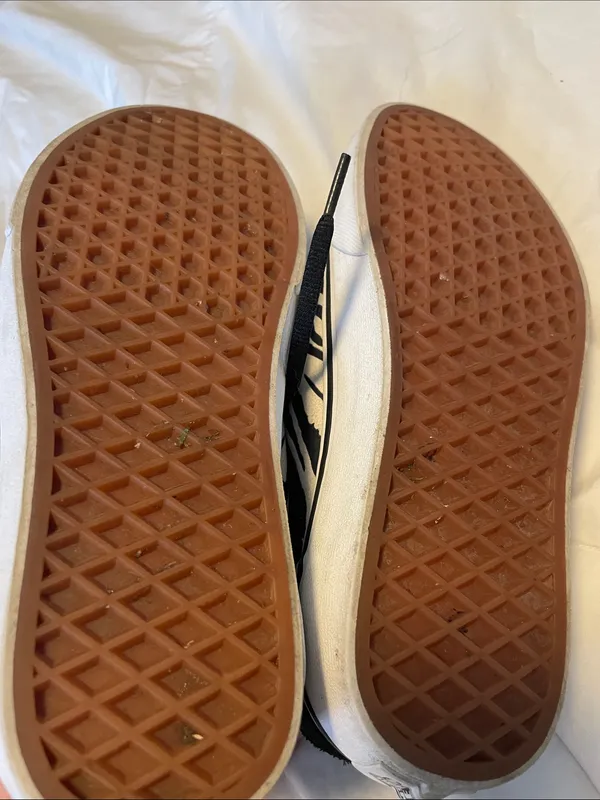 Vans Black and Leopard-Pattern Low-Top Sneakers - Image 6
