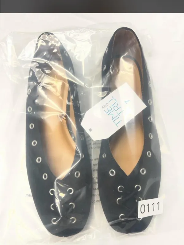 Time and‎ Tru Black Eyelet Lace-Up Ballet Flats with Grommet Detail - Image 5