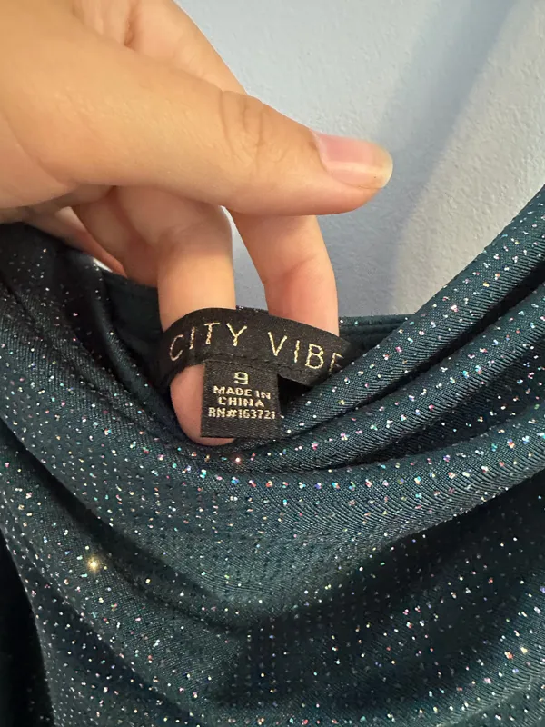 Dillard's Homecoming Dress - Image 3
