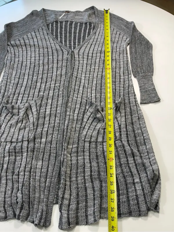 Free People Cotton Blend Heather Gray Longline Ribbed Cardigan Size Medium - Image 3