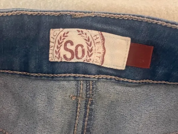Jean Shorts Blue Size 6 - Image 3