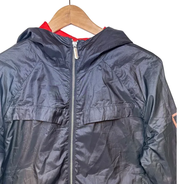 Helly Hansen Embla Womens Black Hooded‎ Windbreaker Jacket Red Lining Size M - Image 3