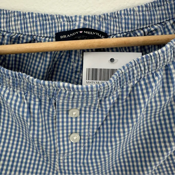 Brandy Melville blue and white shorts - Image 7