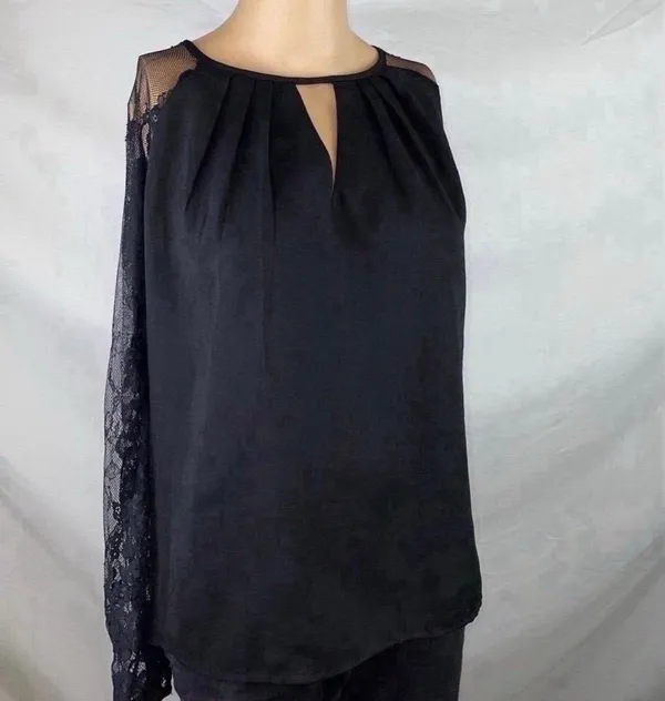 NEW Blouse Black Size M - Image 2