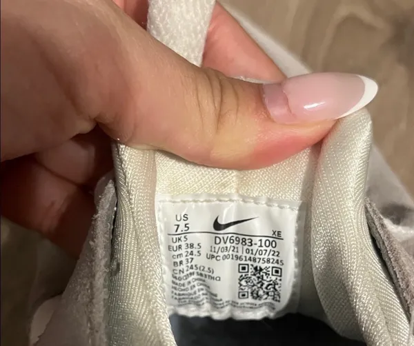 Nike Air Huarache Women’s - Image 3