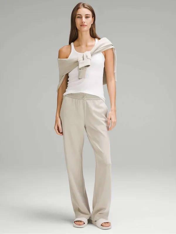 NEW Lululemon Softstreme High Rise Pant Regular in Mojave Tan - Image 9