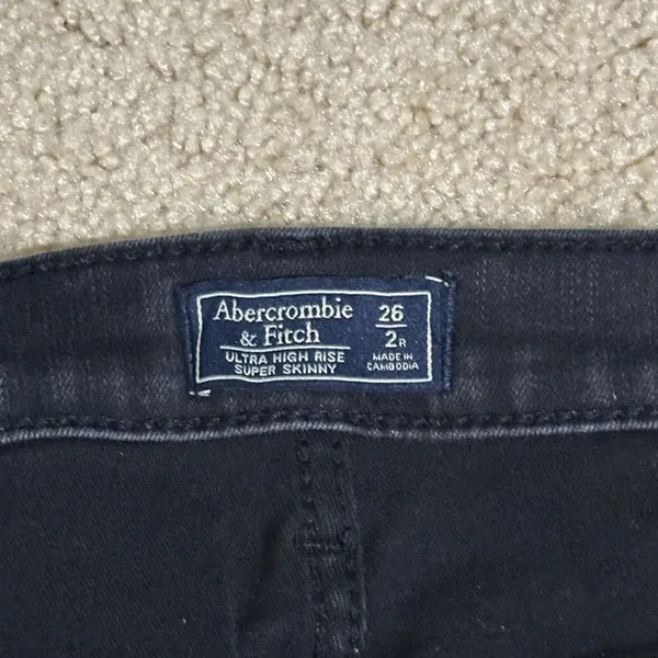 Abercrombie & Fitch Ultra High Rise Super Skinny Ripped Black Jeans - Image 3
