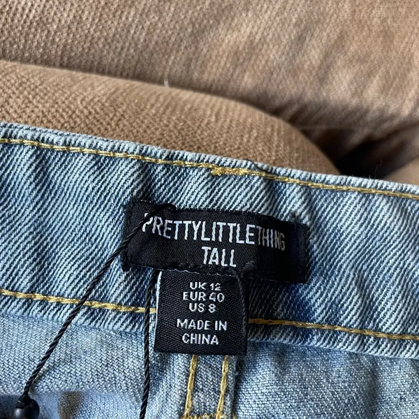 Pretty Little Thing NWT TALL Blue Jeans - Image 3