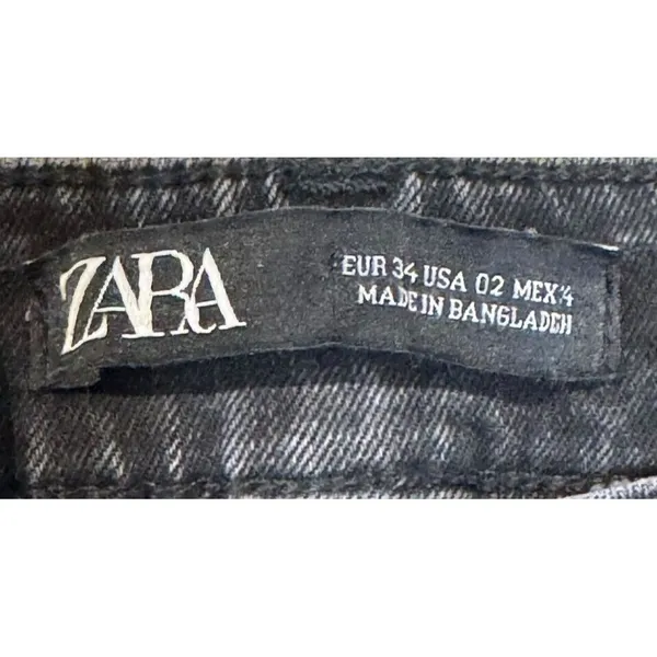 Zara Women's Jeans Ankle Zip Raw Hem Mid-Rise‎ Denim Fading Stretch Black Sz. 2 - Image 3