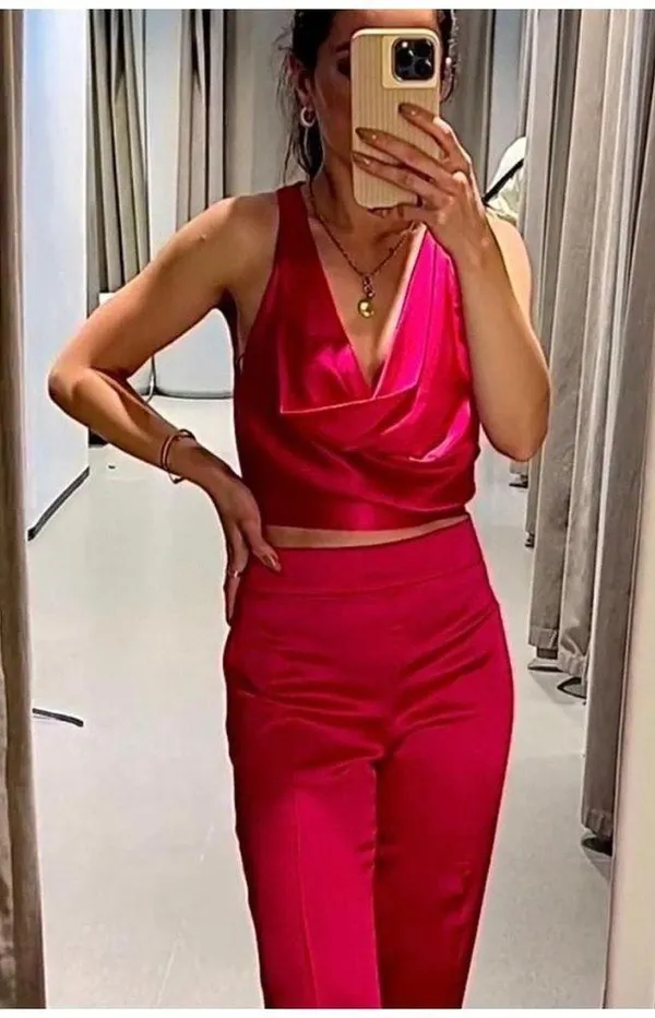 Zara NWT fuchsia pink satin cowl neck top - Image 7