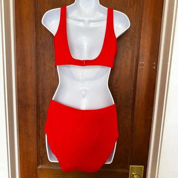 NWT Aerie Wide Rib Cut Out Ring One Piece Swimsuit‎ Red L Monokini - Image 4