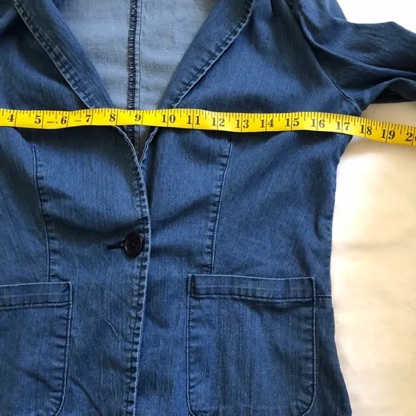 2000s Fitted Navy Blue Jean denim blazer jacket with front pockets office siren core Measurements in pics, excellent condition #grunge #preppy #minimalist - Image 3