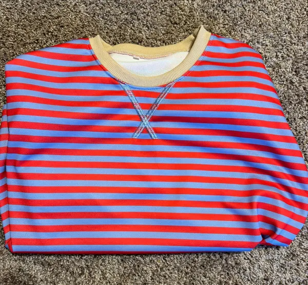 Amazon Crewneck - Image 3