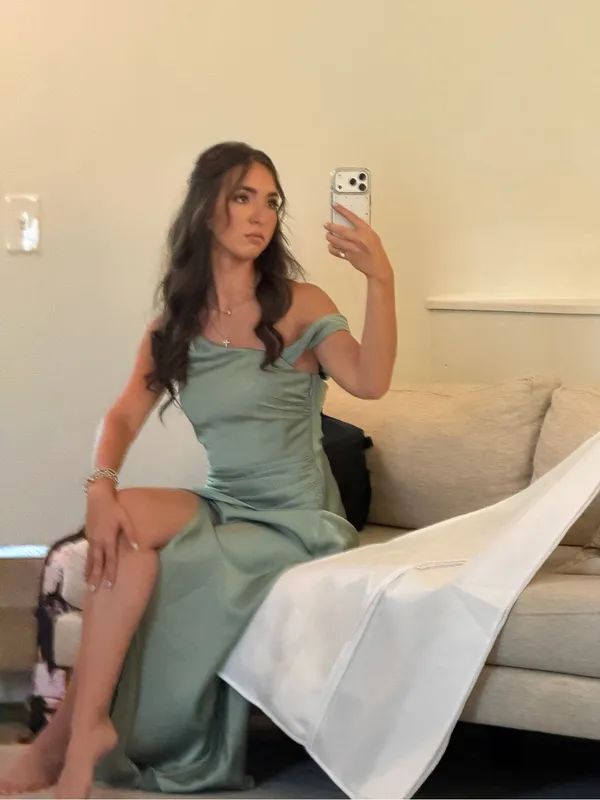 Azazie Bridesmaid Dress - Image 4